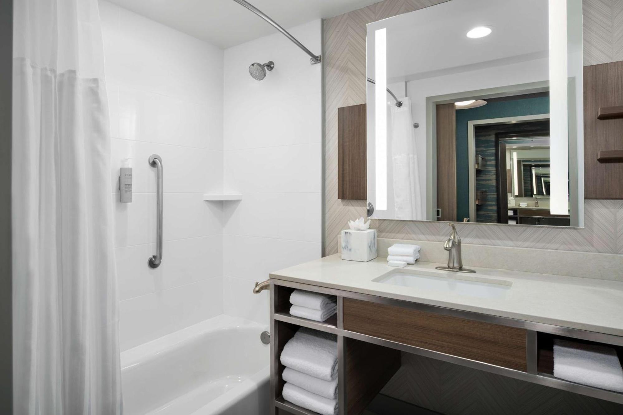 Hilton Garden Inn Florence Cincinnati Airport South Екстериор снимка
