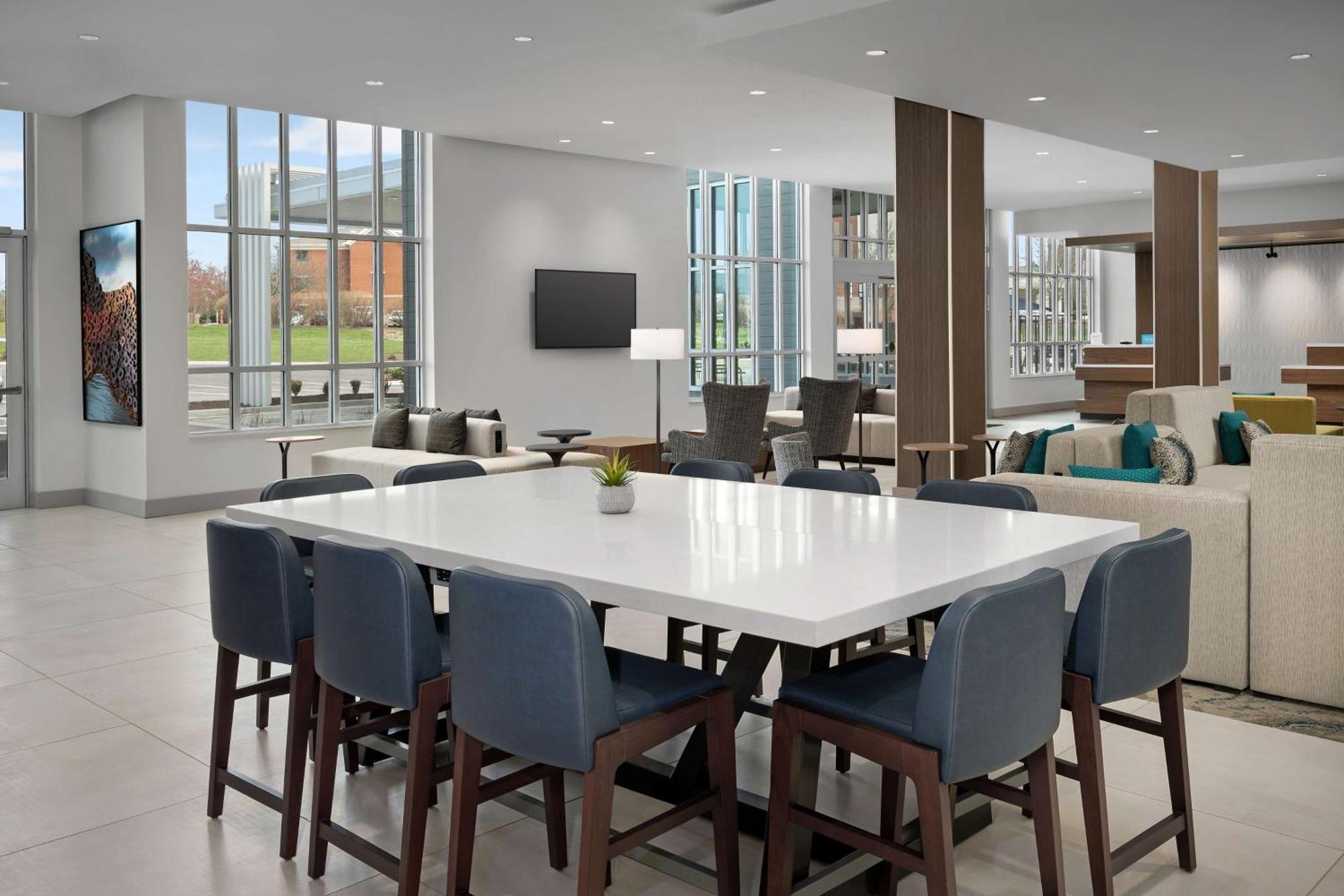 Hilton Garden Inn Florence Cincinnati Airport South Екстериор снимка
