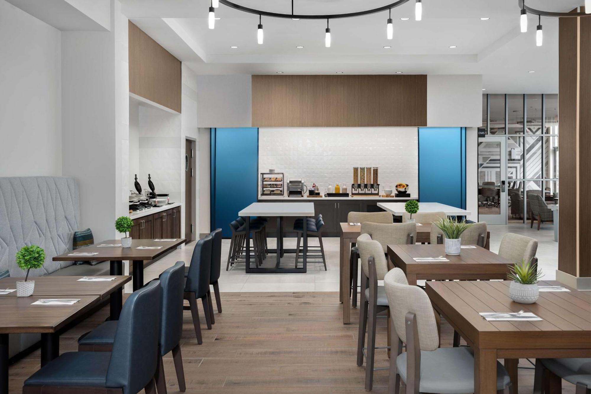 Hilton Garden Inn Florence Cincinnati Airport South Екстериор снимка