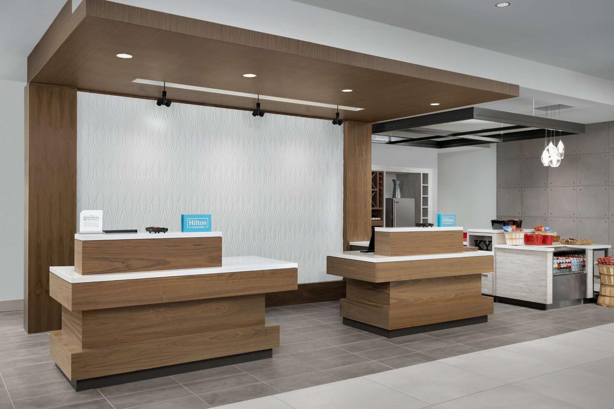 Hilton Garden Inn Florence Cincinnati Airport South Екстериор снимка